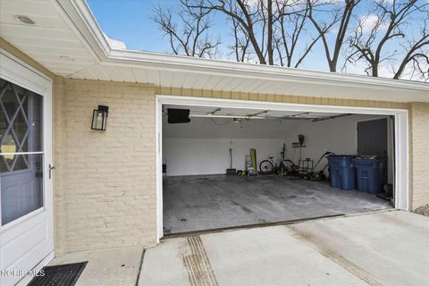 Tiny photo for 4740 N Mccord Road, Sylvania, OH 43560 (MLS # 10004330)