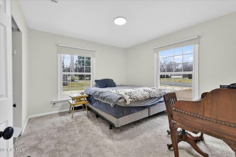 Tiny photo for 4740 N Mccord Road, Sylvania, OH 43560 (MLS # 10004330)