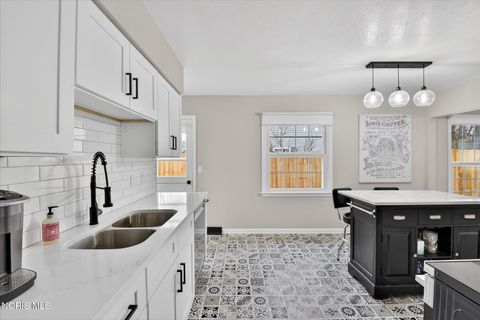 Tiny photo for 4740 N Mccord Road, Sylvania, OH 43560 (MLS # 10004330)