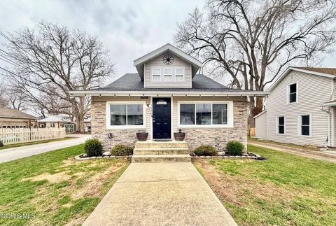 Photo of 236 Ottawa Street, Elmore, OH 43416 (MLS # 10005210)