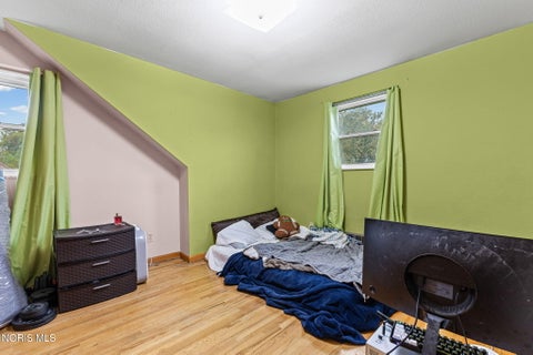 Tiny photo for 108 N Edward Street, Oregon, OH 43616 (MLS # 10014307)