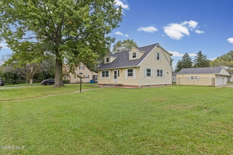 Tiny photo for 108 N Edward Street, Oregon, OH 43616 (MLS # 10014307)