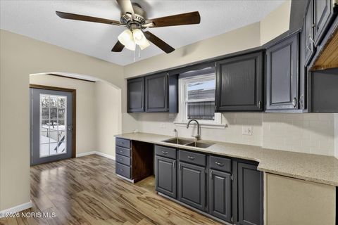 Tiny photo for 1293 Wildwood Road, Toledo, OH 43614 (MLS # 10004109)