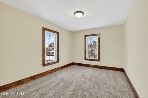 Tiny photo for 1293 Wildwood Road, Toledo, OH 43614 (MLS # 10004109)