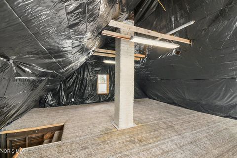 Tiny photo for 2017 Kelsey Avenue, Toledo, OH 43605 (MLS # 10004492)