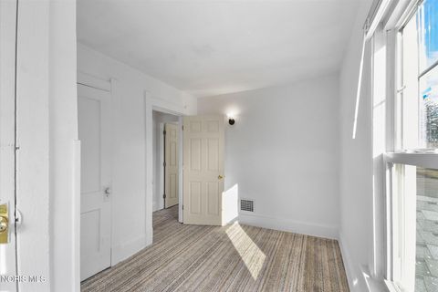 Tiny photo for 2017 Kelsey Avenue, Toledo, OH 43605 (MLS # 10004492)