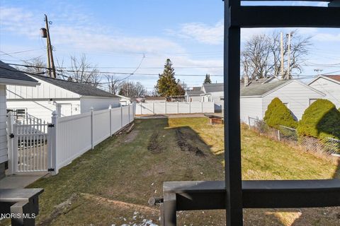Tiny photo for 2017 Kelsey Avenue, Toledo, OH 43605 (MLS # 10004492)