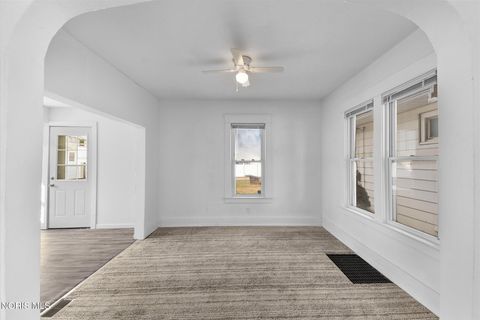 Tiny photo for 2017 Kelsey Avenue, Toledo, OH 43605 (MLS # 10004492)