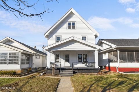 Photo of 2017 Kelsey Avenue, Toledo, OH 43605 (MLS # 10004492)