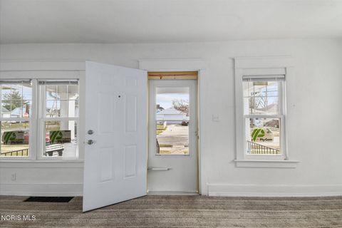 Tiny photo for 2017 Kelsey Avenue, Toledo, OH 43605 (MLS # 10004492)