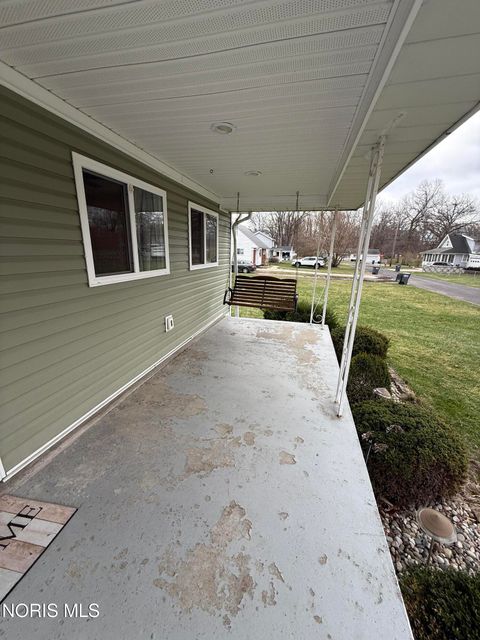 Tiny photo for 5554 Steffens Avenue, Toledo, OH 43623 (MLS # 10005294)