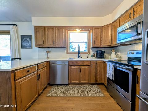 Tiny photo for 701 W Brown Road, Montpelier, OH 43543 (MLS # 10006612)