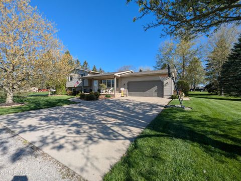 Tiny photo for 701 W Brown Road, Montpelier, OH 43543 (MLS # 10006612)