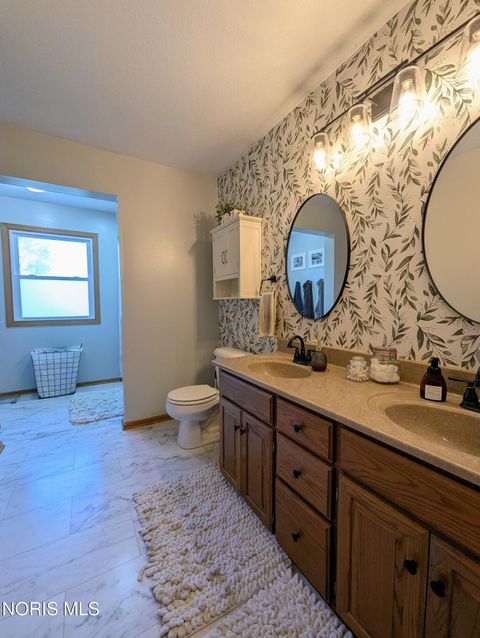 Tiny photo for 701 W Brown Road, Montpelier, OH 43543 (MLS # 10006612)