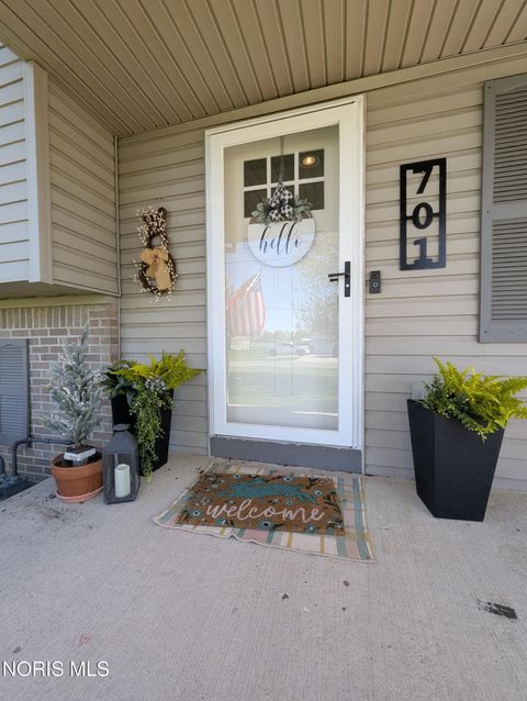 Tiny photo for 701 W Brown Road, Montpelier, OH 43543 (MLS # 10006612)