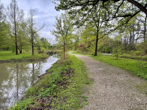 Tiny photo for 504 Sylvandale Avenue, Oregon, OH 43616 (MLS # 10007178)