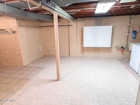 Tiny photo for 504 Sylvandale Avenue, Oregon, OH 43616 (MLS # 10007178)