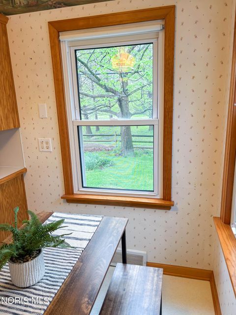 Tiny photo for 504 Sylvandale Avenue, Oregon, OH 43616 (MLS # 10007178)