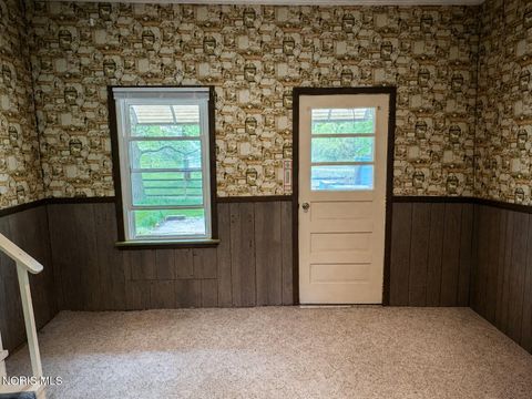 Tiny photo for 504 Sylvandale Avenue, Oregon, OH 43616 (MLS # 10007178)