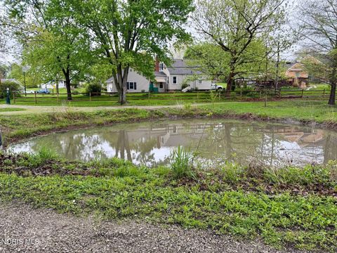 Tiny photo for 504 Sylvandale Avenue, Oregon, OH 43616 (MLS # 10007178)
