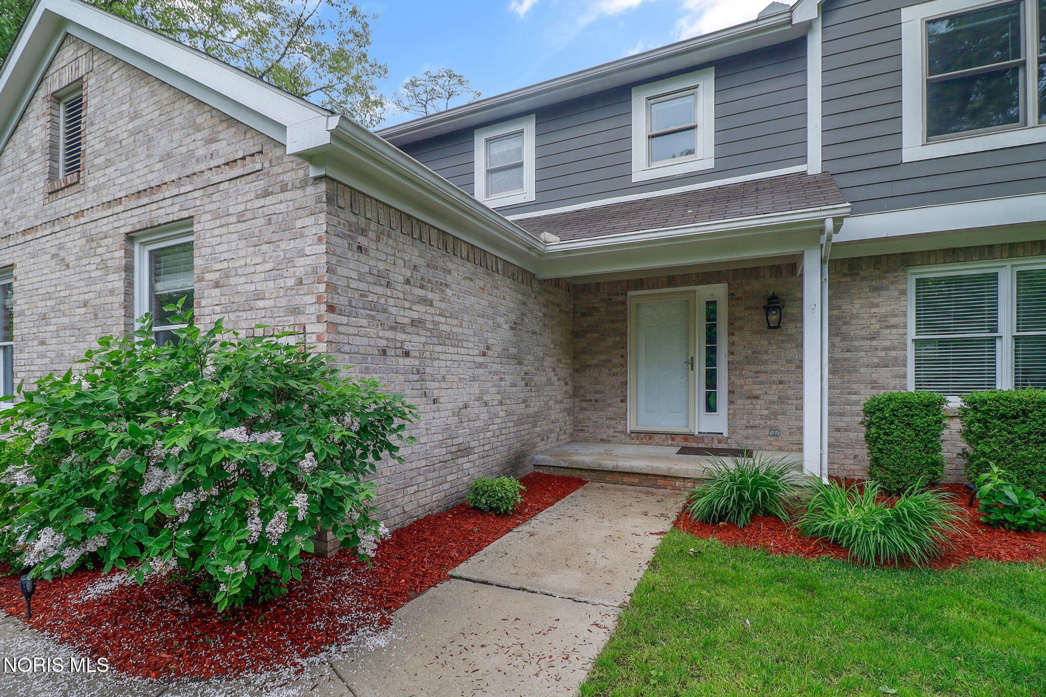 9151 Rolling Hill Road