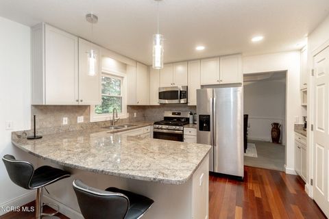 Tiny photo for 9151 Rolling Hill Road, Holland, OH 43528 (MLS # 10008111)