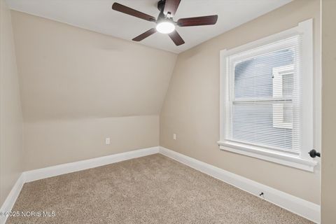 Tiny photo for 2322 Upton Avenue, Toledo, OH 43606 (MLS # 10000889)