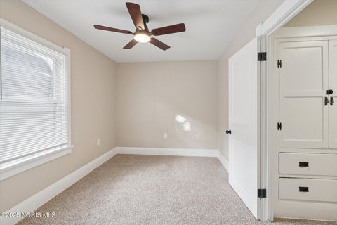 Tiny photo for 2322 Upton Avenue, Toledo, OH 43606 (MLS # 10000889)