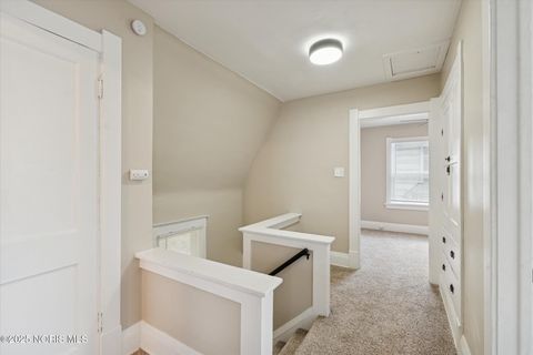 Tiny photo for 2322 Upton Avenue, Toledo, OH 43606 (MLS # 10000889)