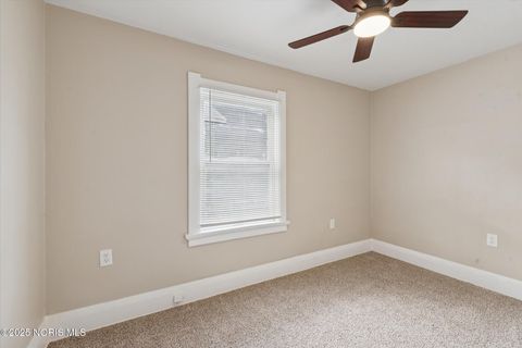 Tiny photo for 2322 Upton Avenue, Toledo, OH 43606 (MLS # 10000889)