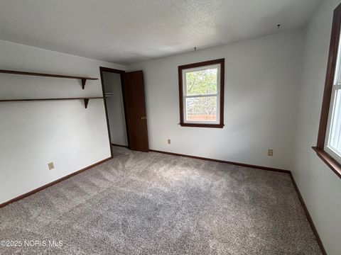 Tiny photo for 202 Wilson Street, Defiance, OH 43512 (MLS # 10002649)