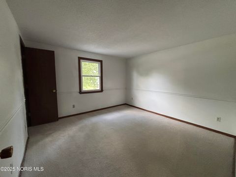 Tiny photo for 202 Wilson Street, Defiance, OH 43512 (MLS # 10002649)