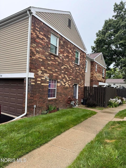 Photo of 5734 Aspen Drive, Toledo, OH 43615 (MLS # 10012722)