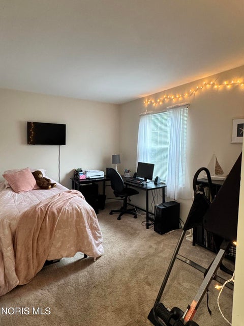 Tiny photo for 5734 Aspen Drive, Toledo, OH 43615 (MLS # 10012722)