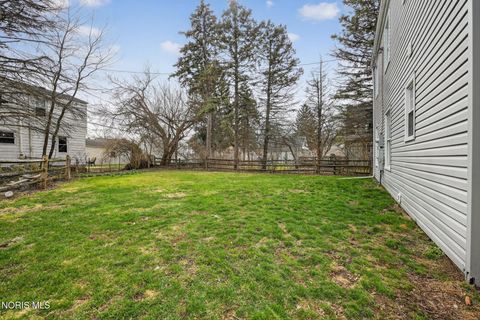 Tiny photo for 2255 Wildwood Road, Toledo, OH 43614 (MLS # 10005886)