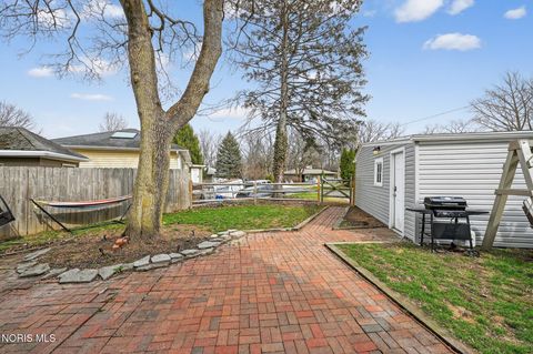 Tiny photo for 2255 Wildwood Road, Toledo, OH 43614 (MLS # 10005886)