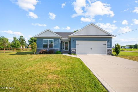 Photo of 2 Glacier Lane, Delta, OH 43515 (MLS # 10009131)