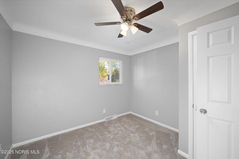 Tiny photo for 5154 Valley Forge Drive, Toledo, OH 43613 (MLS # 10000994)