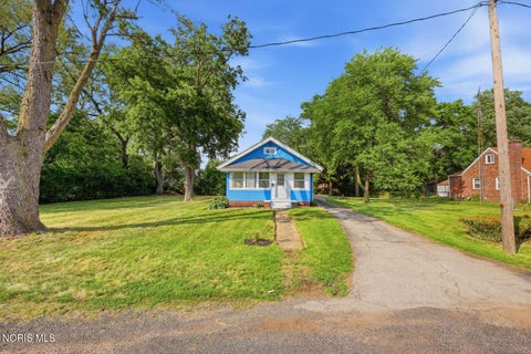 Tiny photo for 5150 Norton Place, Toledo, OH 43615 (MLS # 10011189)