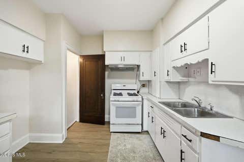 Tiny photo for 5150 Norton Place, Toledo, OH 43615 (MLS # 10011189)