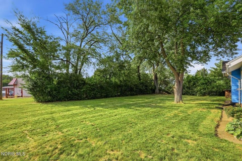 Tiny photo for 5150 Norton Place, Toledo, OH 43615 (MLS # 10011189)