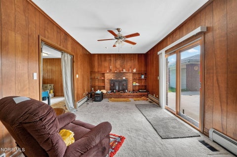 Tiny photo for 995 N Cousino Road, Oregon, OH 43616 (MLS # 10010623)
