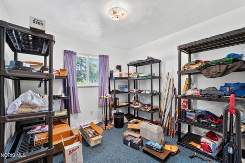 Tiny photo for 995 N Cousino Road, Oregon, OH 43616 (MLS # 10010623)