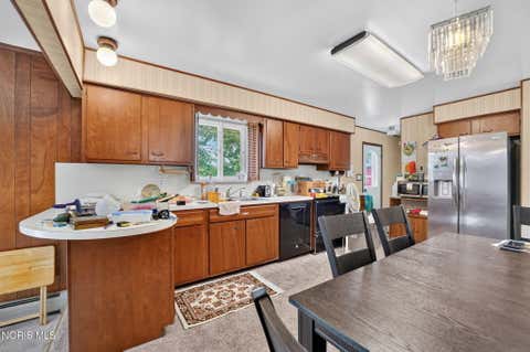 Tiny photo for 995 N Cousino Road, Oregon, OH 43616 (MLS # 10010623)