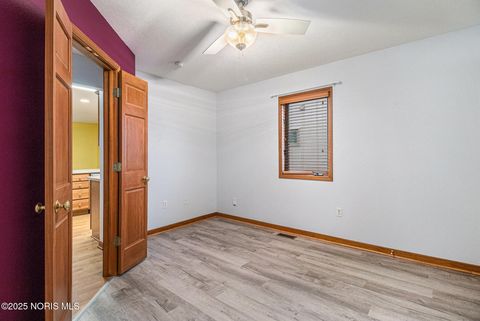 Tiny photo for 6955 Nightingale Drive, Holland, OH 43528 (MLS # 10002545)