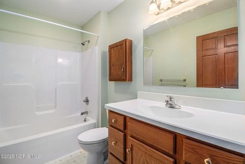 Tiny photo for 6955 Nightingale Drive, Holland, OH 43528 (MLS # 10002545)