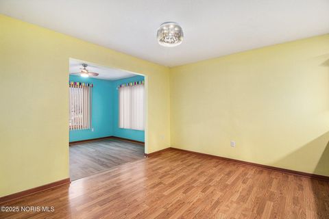 Tiny photo for 6955 Nightingale Drive, Holland, OH 43528 (MLS # 10002545)