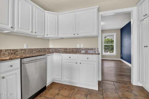 Tiny photo for 3948 Bridge Creek Boulevard, Sylvania, OH 43560 (MLS # 10011418)