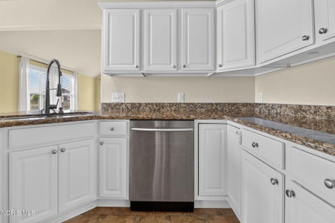 Tiny photo for 3948 Bridge Creek Boulevard, Sylvania, OH 43560 (MLS # 10011418)