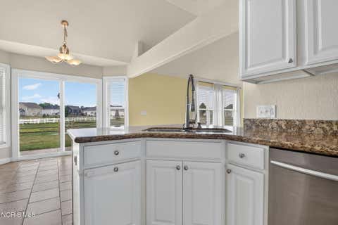 Tiny photo for 3948 Bridge Creek Boulevard, Sylvania, OH 43560 (MLS # 10011418)